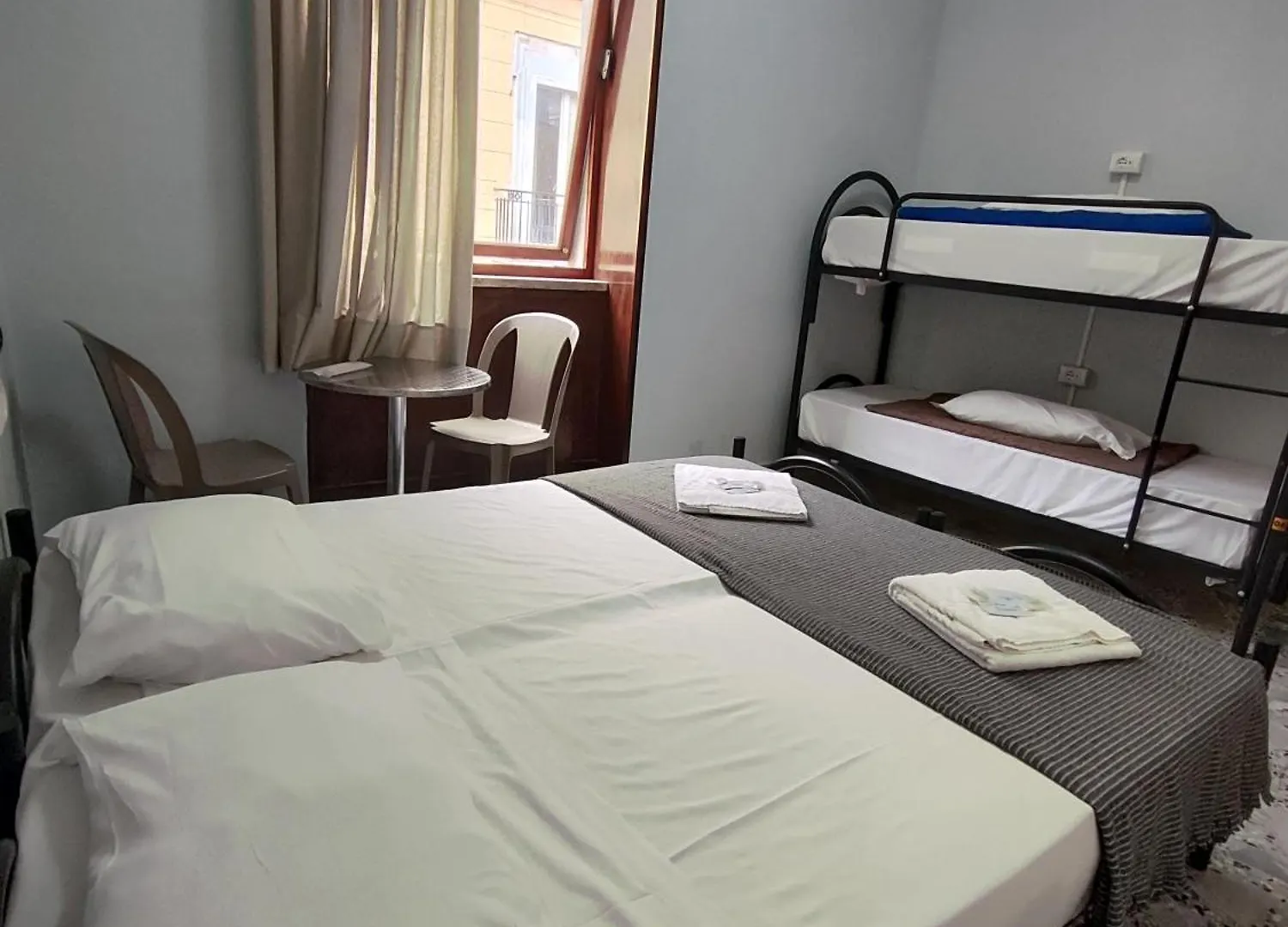 Hostel Hello Naples